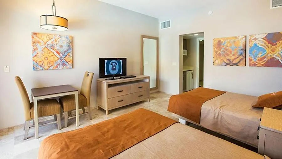 The Royal Sands Resort & Spa Cancún