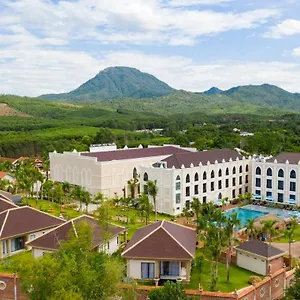 美山传统水疗度假村 度假村 Uat Luy