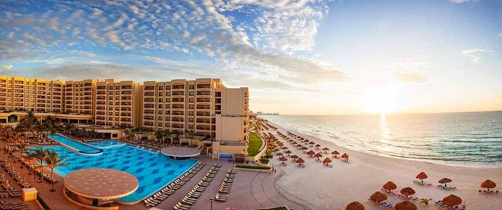 The Royal Sands Resort & Spa Cancún