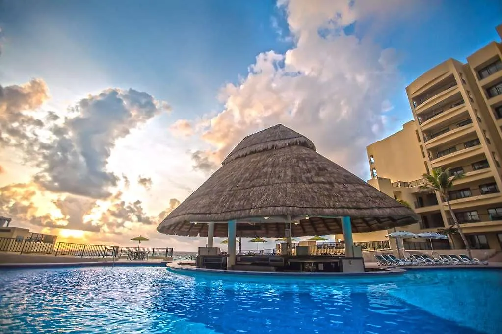 The Royal Sands Resort & Spa Cancun