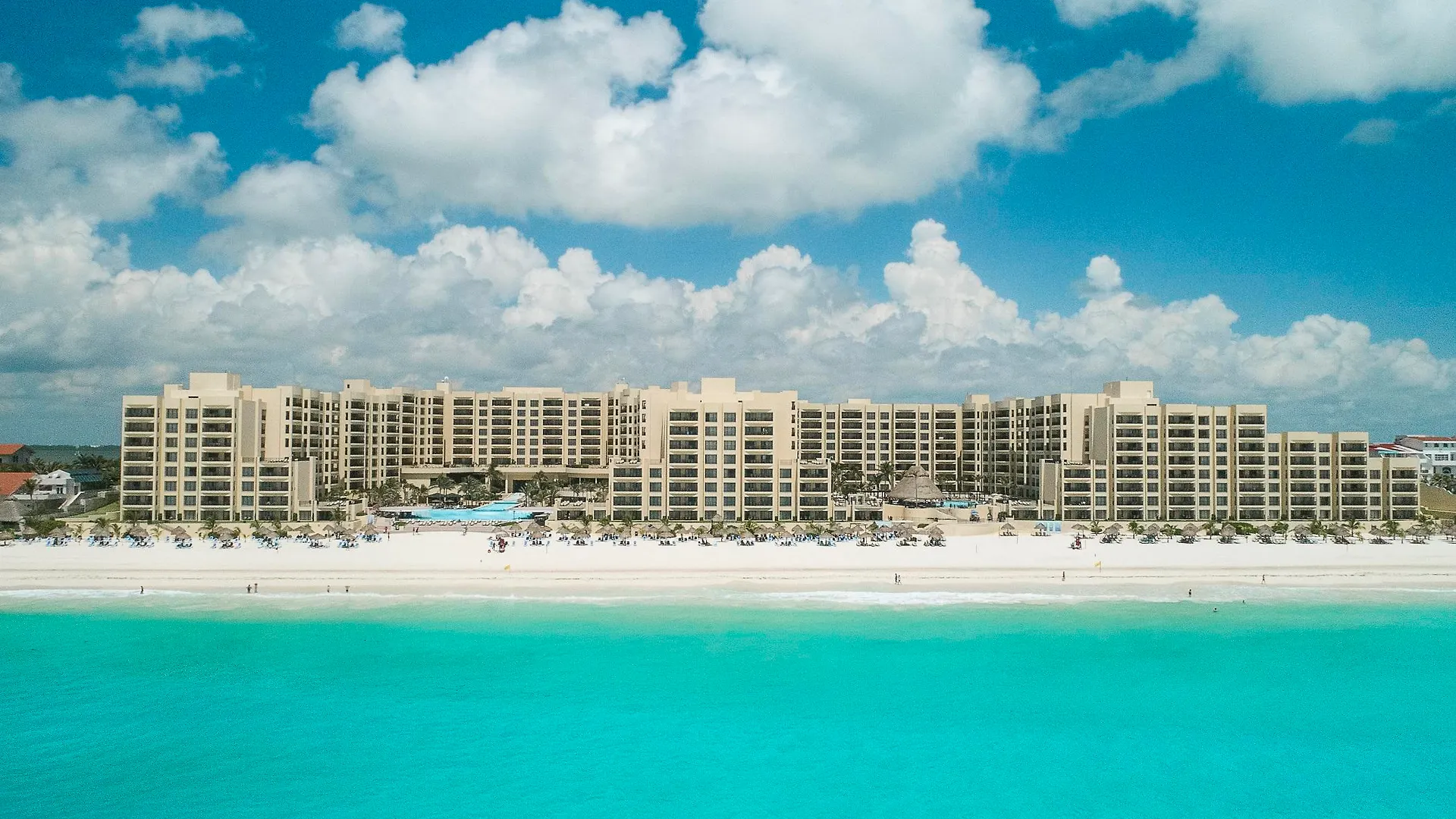 The Royal Sands Resort & Spa Cancún