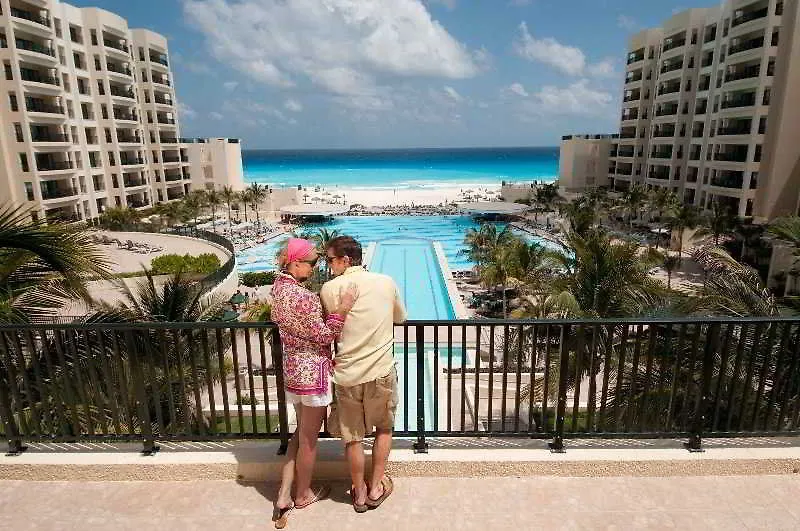 The Royal Sands Resort & Spa Cancún 5*,